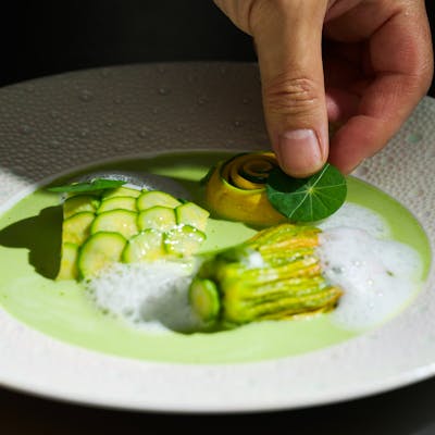 食材は「地元・神奈川」の食材をメインに使用