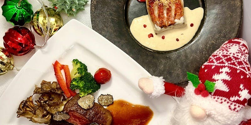 【Xmas2025】サーモンといくらのリースサラダ、和牛のグリル 黒トリュフなど全6皿＋乾杯スパークリング