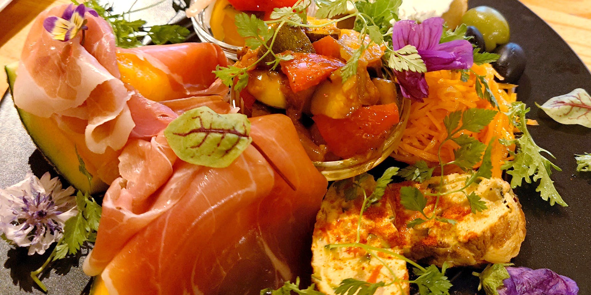 WineBar KIKUO（ワインバル キクオ）