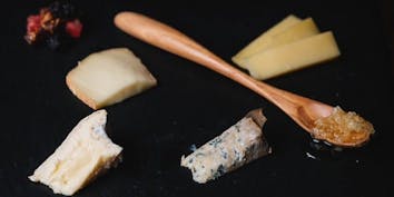 【季節のチーズ尽くしコース】ローストビーフ、チーズ2種盛り、ホタテのソテー等全9品 - チーズ家 Quelle