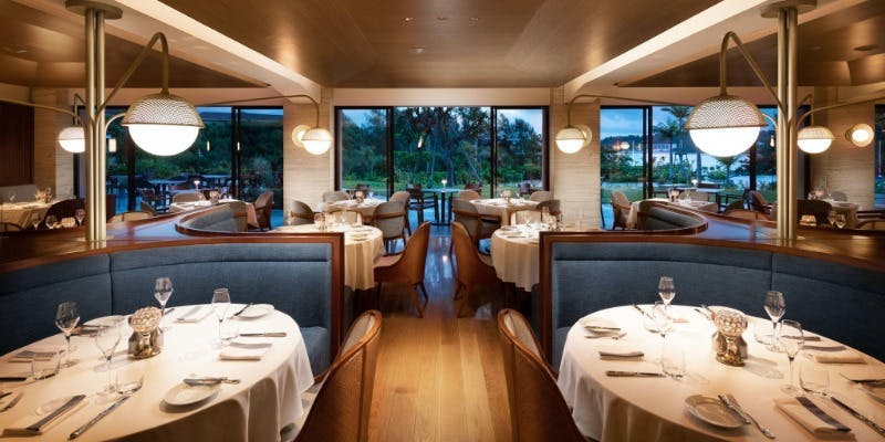 KINGDOM／ハレクラニ沖縄 BBQ ディナーコース＋乾杯ドリンク付き（一休