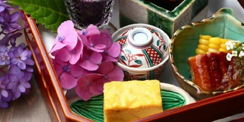 【色々な調理方法にて旬の食材魚介　活けイセエビと高級食材シャトーブリアンコース】