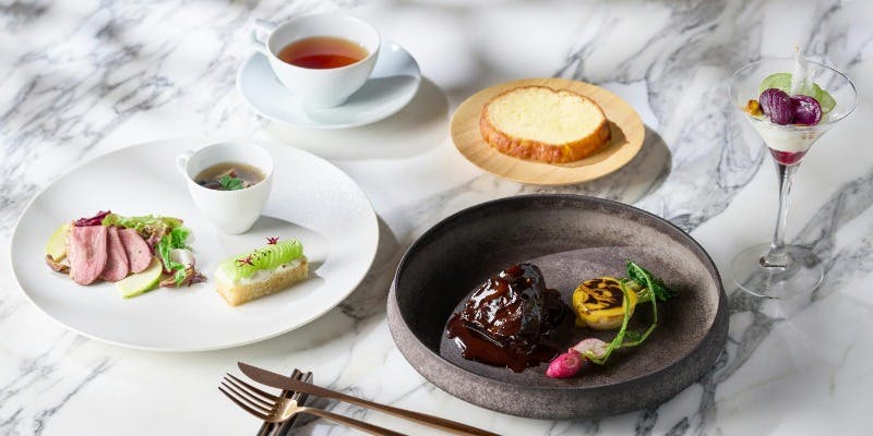 【Bランチコース】魚or肉料理からメインが選べるスペシャルコース（平日限定）