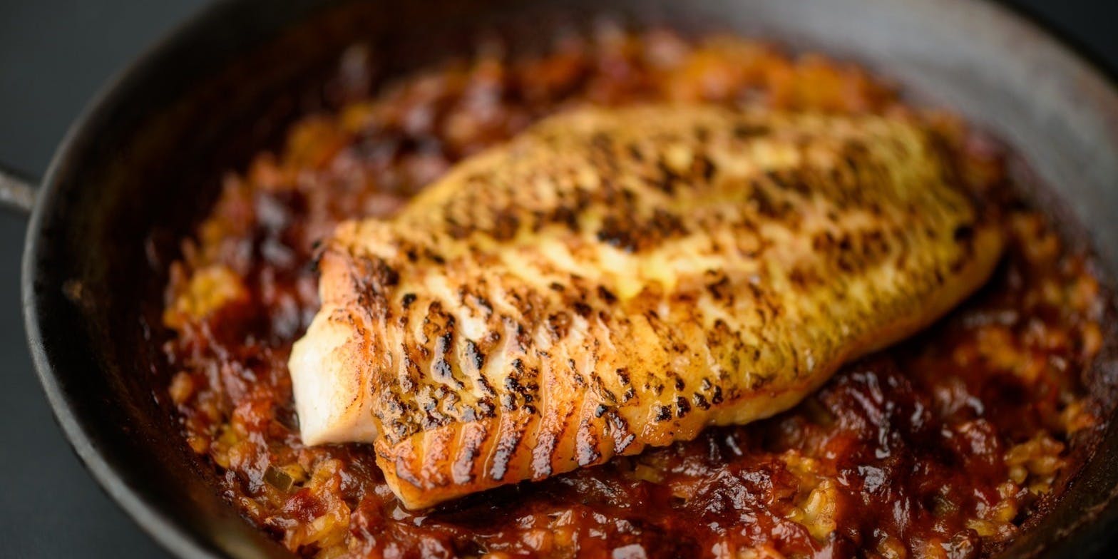 コメール マル イ モンターニャ（comer mar y montana）