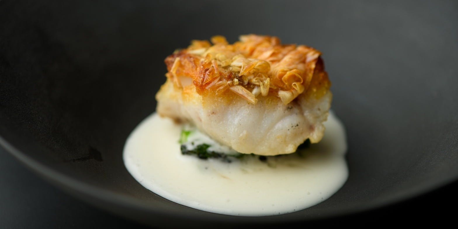 コメール マル イ モンターニャ（comer mar y montana）