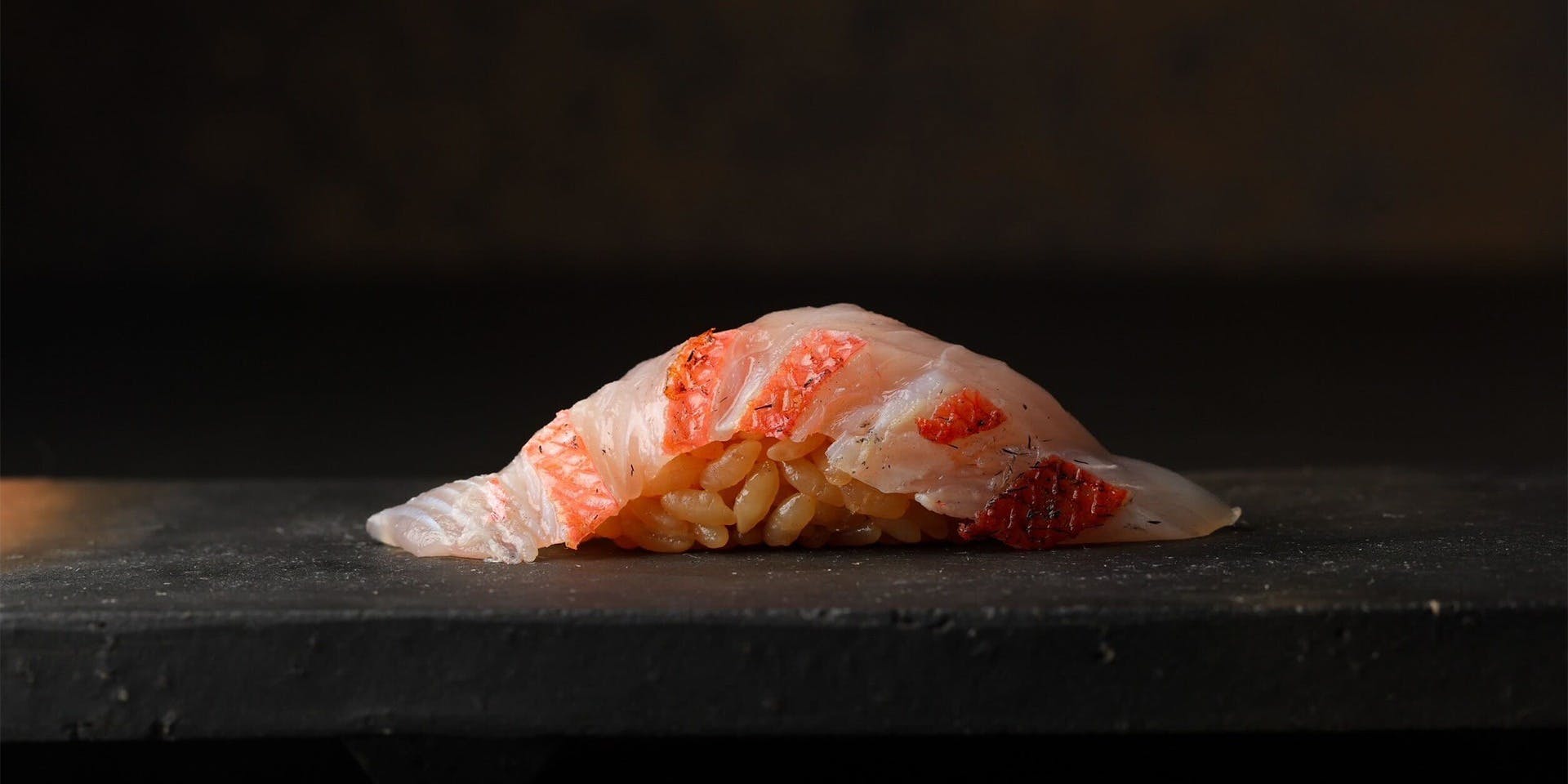 鮨 彩月 大阪梅田店