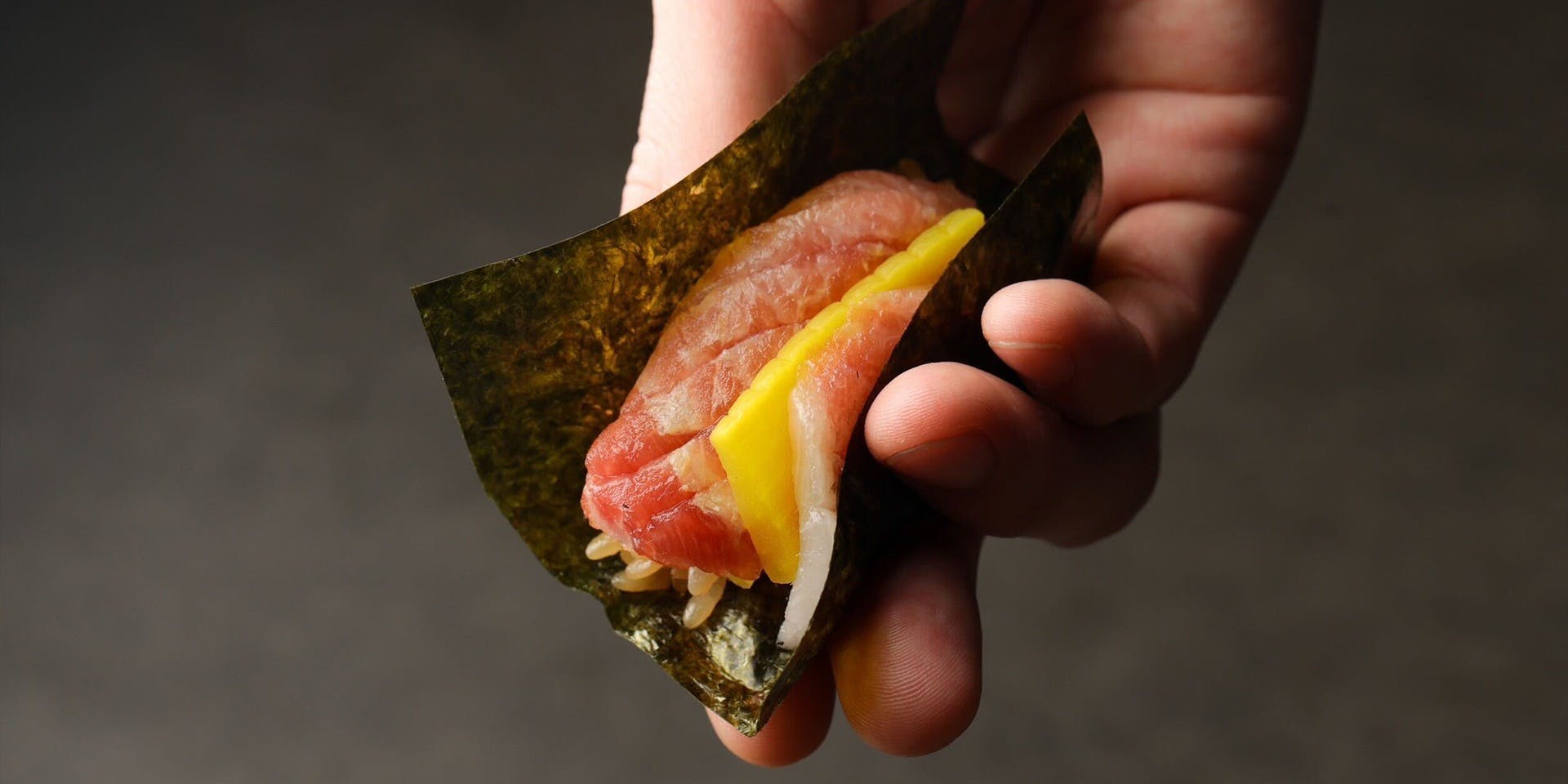 鮨 彩月 大阪梅田店