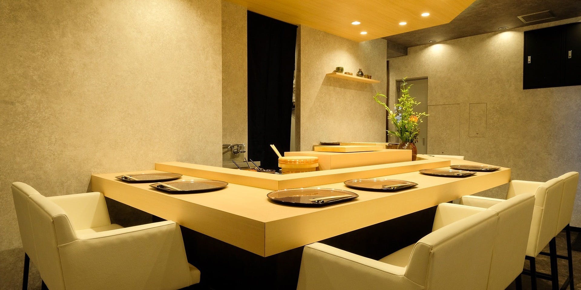 鮨 彩月 大阪梅田店