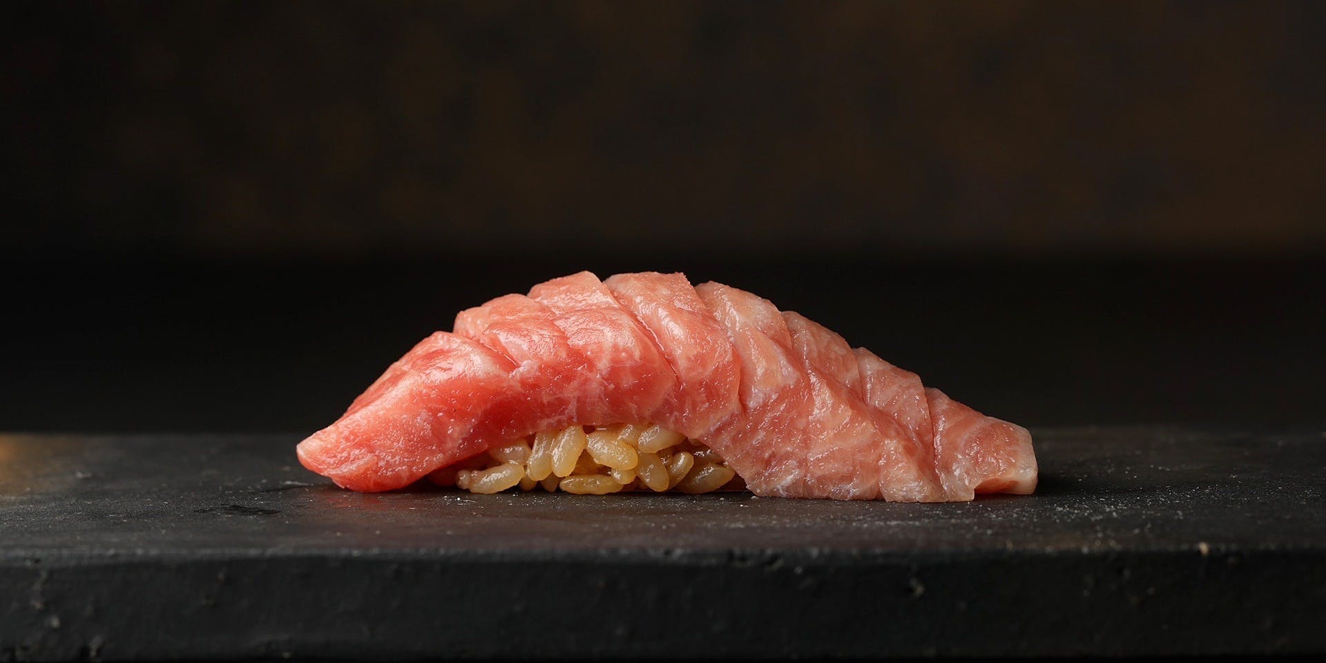 鮨 彩月 大阪梅田店