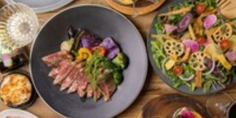 【C】（選べるメイン/ブラックアンガス牛のサーロインステーキorサーモンのグリル）＆有機野菜料理	