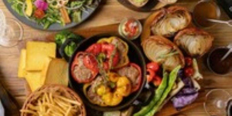 【E】（120分飲放題付）丸ごとパプリカハンバーグ＆野菜のファーマーズプレート付＋2時間飲み放題付き