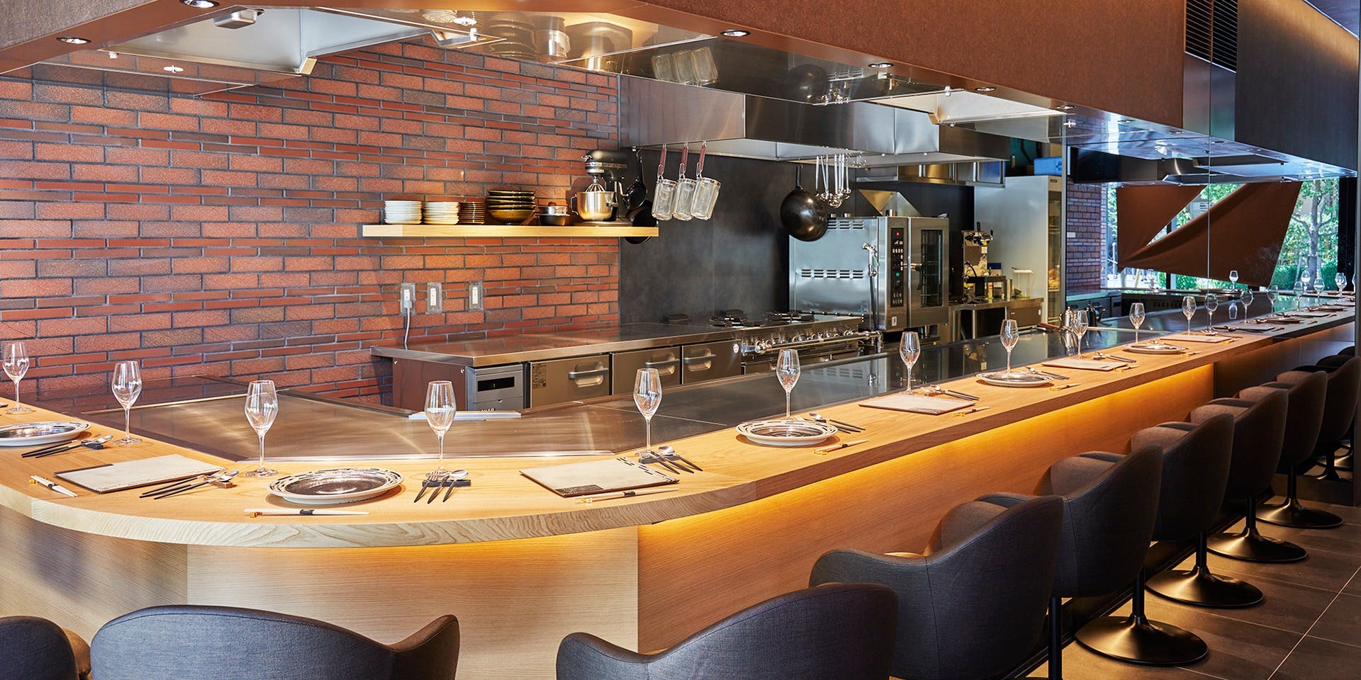 ニュー松坂 西宮北口店