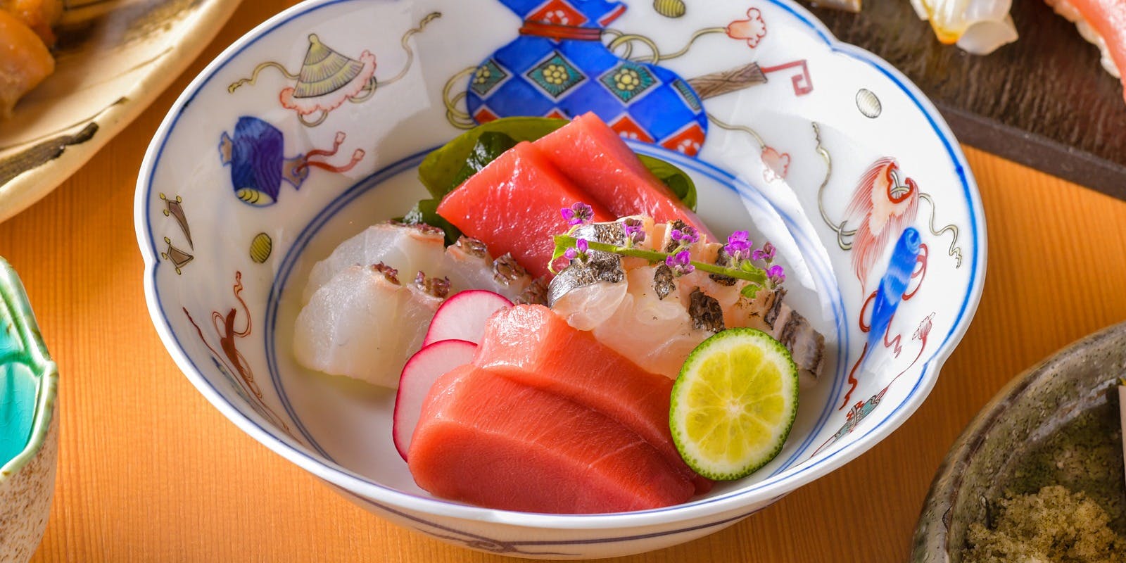 赤萩 鮨 玉鋼（AKAHAGI SUSHI TAMAHAGANE）