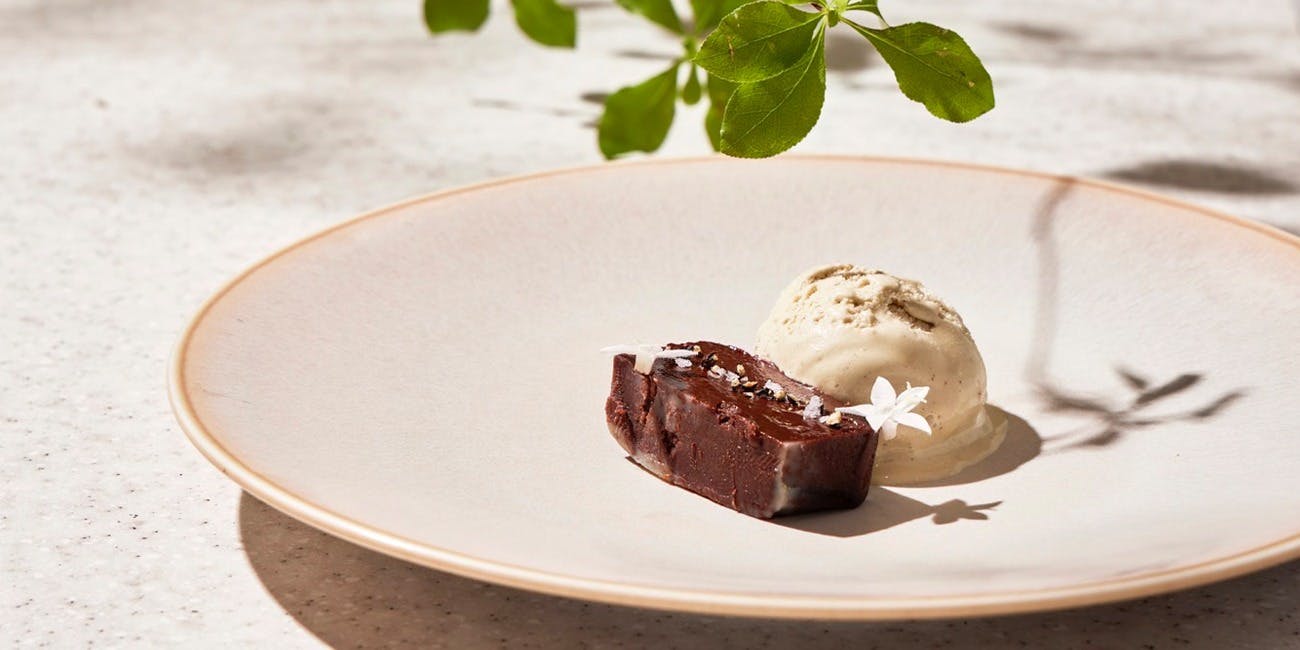 ブルーキッチン 堺筋本町店（【旧店名】大衆肉居酒屋 ブルーキッチン）