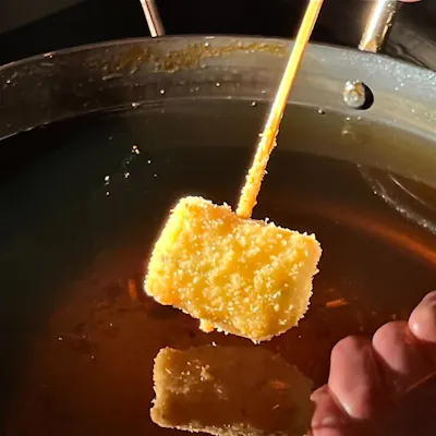 生で食べられる海鮮を使った串揚げ