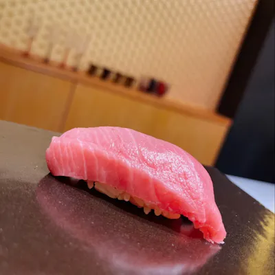 仕入れにこだわった新鮮魚介を堪能できる「おまかせコース」