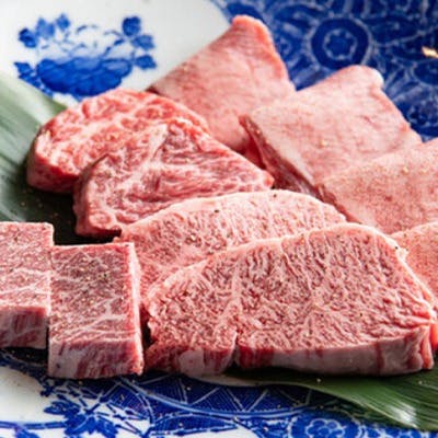 生肉の旨味を存分に活かす「肉磨き」