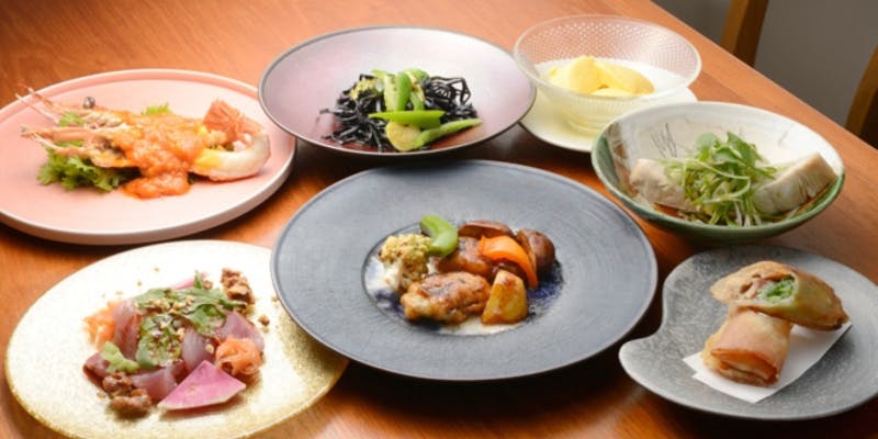 【10,500円】前菜、スープ、メイン料理2～3品、御飯物