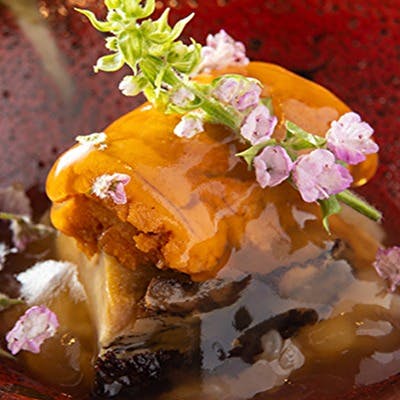 四季折々の恵みを感じられる料理の数々を提供