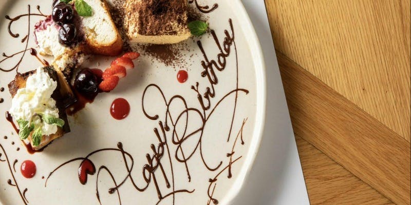 【アニバーサリーランチ】生牡蠣/アクアパッツアなど全5品＋メッセージプレート・乾杯スパークリング