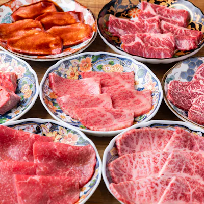 北新地でこの価格 飲み放題付6,380円~