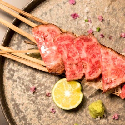 全国の銘柄肉と埼玉を中心に各地から仕入れる有機野菜を使用した肉割烹