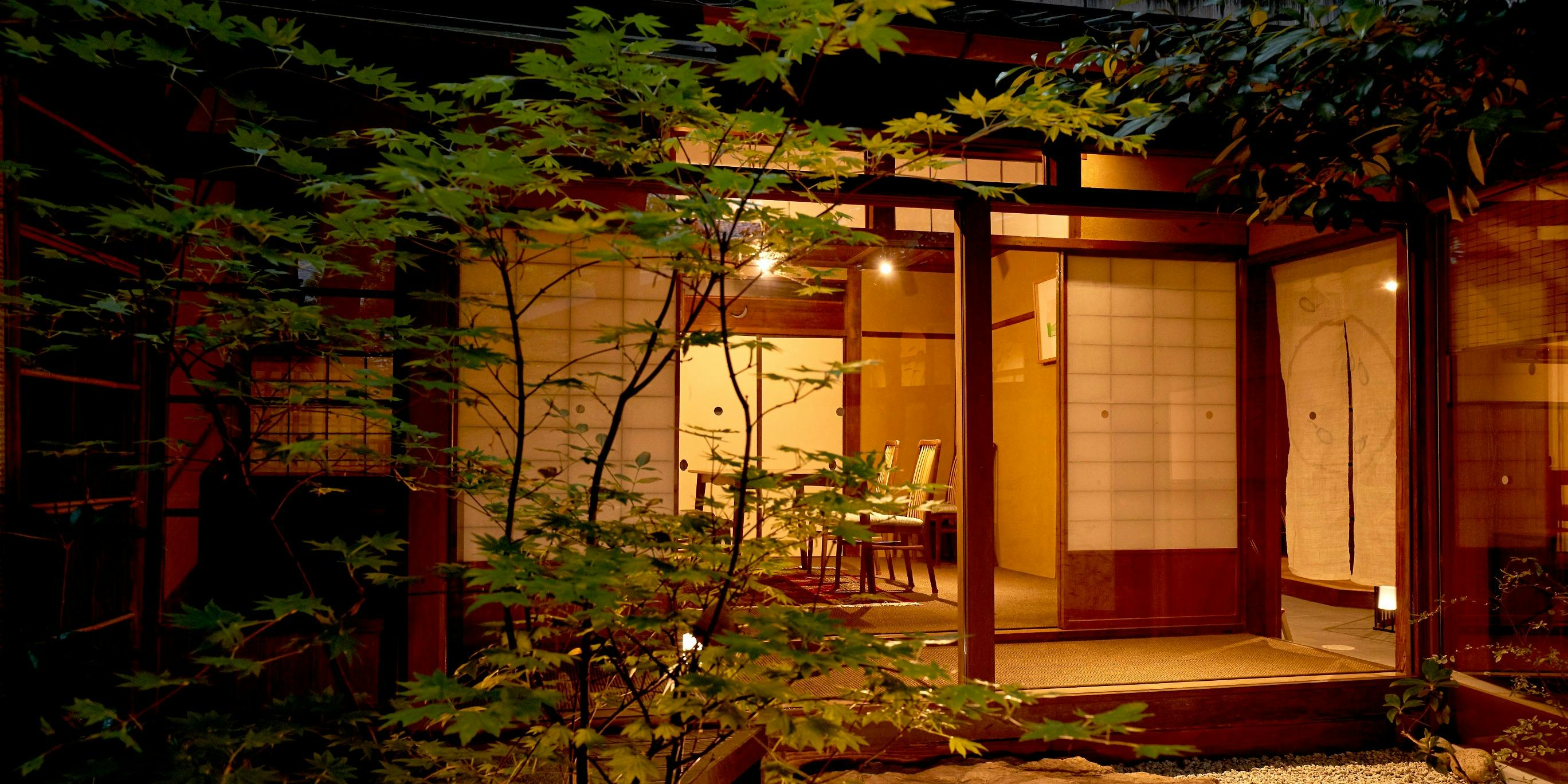 かわらまち 花ざくろ 川原町店