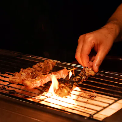 こだわりの焼き技術で作り出す絶品焼鳥