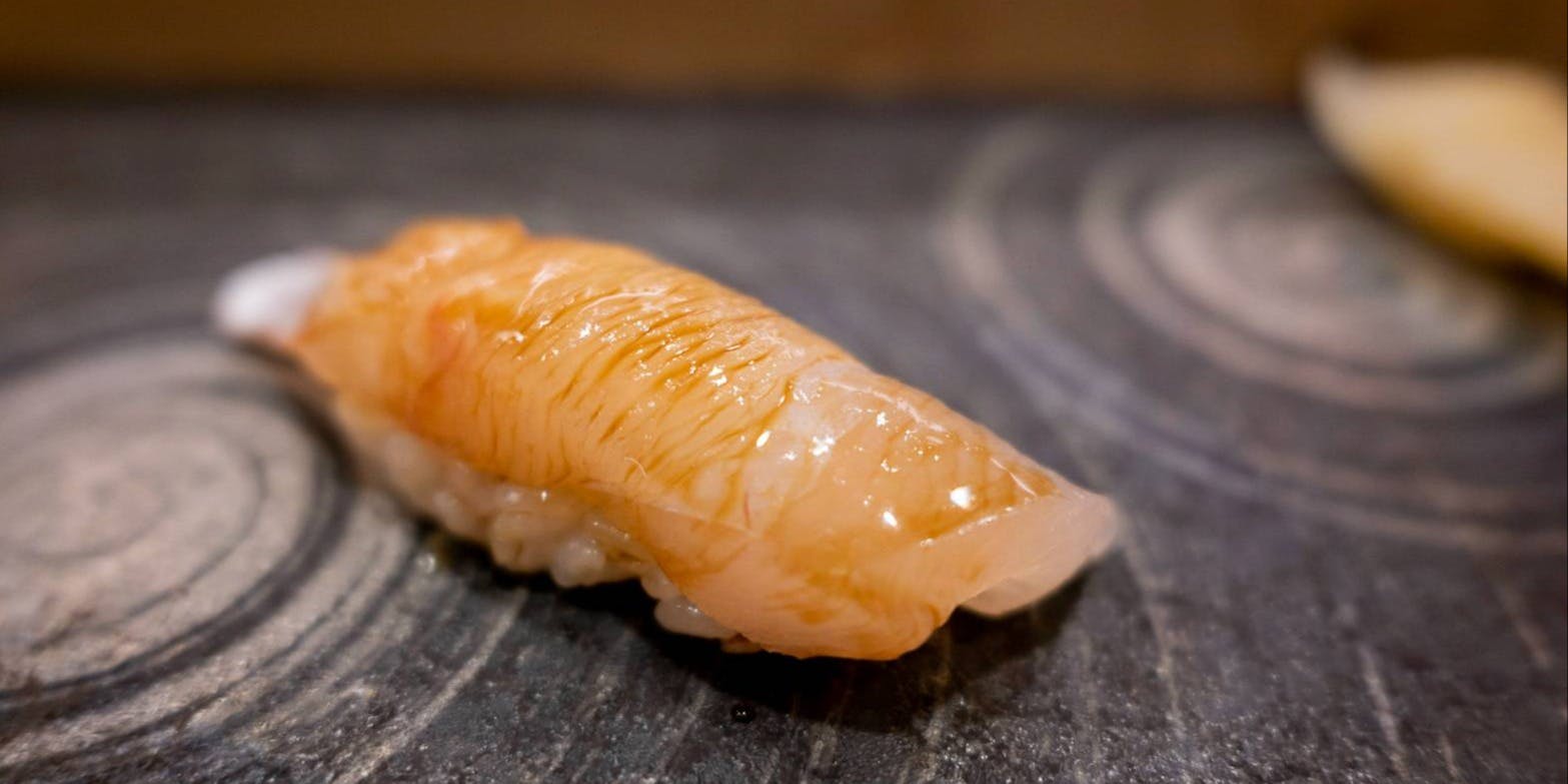 鮨 大門