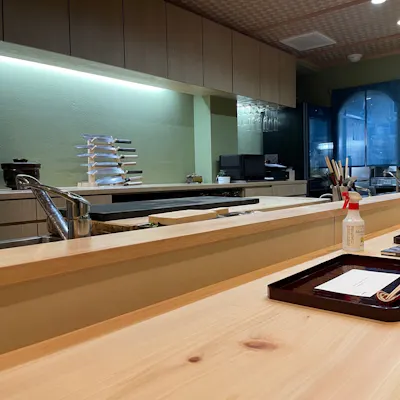 完全予約制 高級感がありながらも落ち着く店内