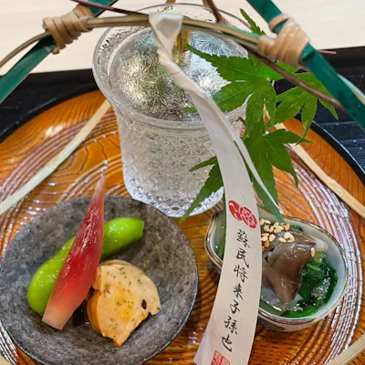 店主 篠宮が繰り出す素材を活かした逸品の数々