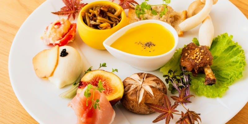 King Momo お酒の飲めない方！おまかせコース　～ソフトドリンク飲み放題と料理おかわりできます～