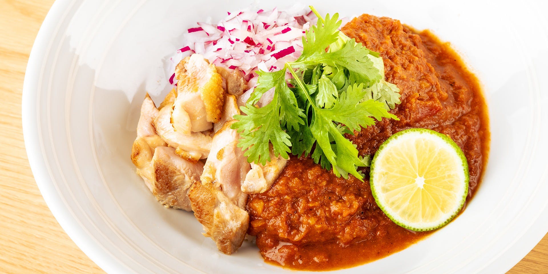 炭火とワインと純米酒 King Momo（キング モモ）