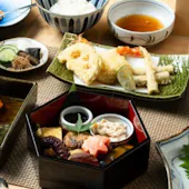 元町 井おか