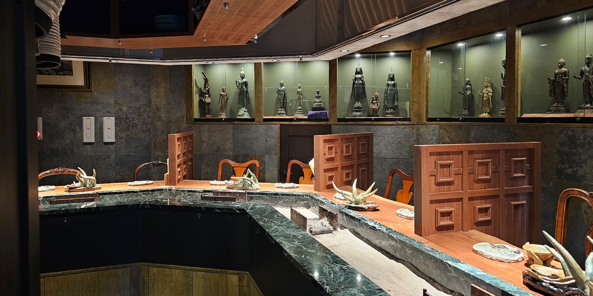 炭焼いろり料理 紅