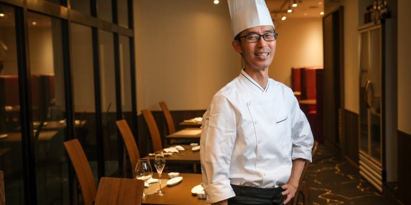 フォアグラと栗のリゾット、鮮魚の炭火焼＆自家熟成牛サーロイン含む全8品＋乾杯付き