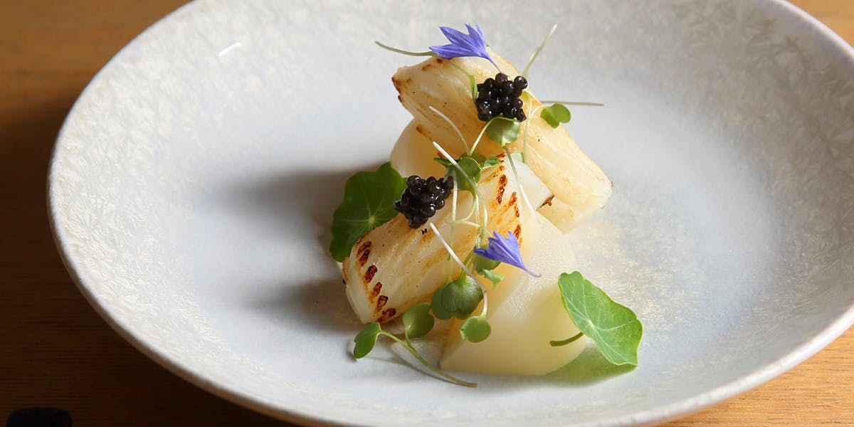 日本料理 e.（ニホンリョウリ　イーピリオド）