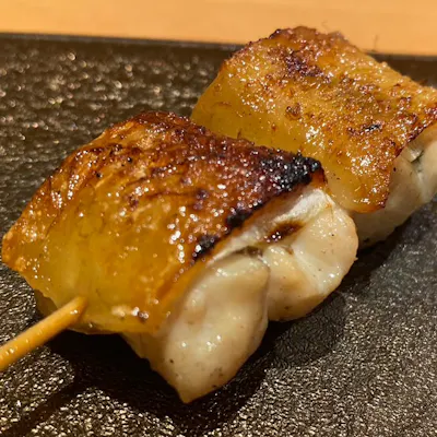 希少な高知県の「足摺地鶏」を中心とした、おまかせ焼き鳥コース