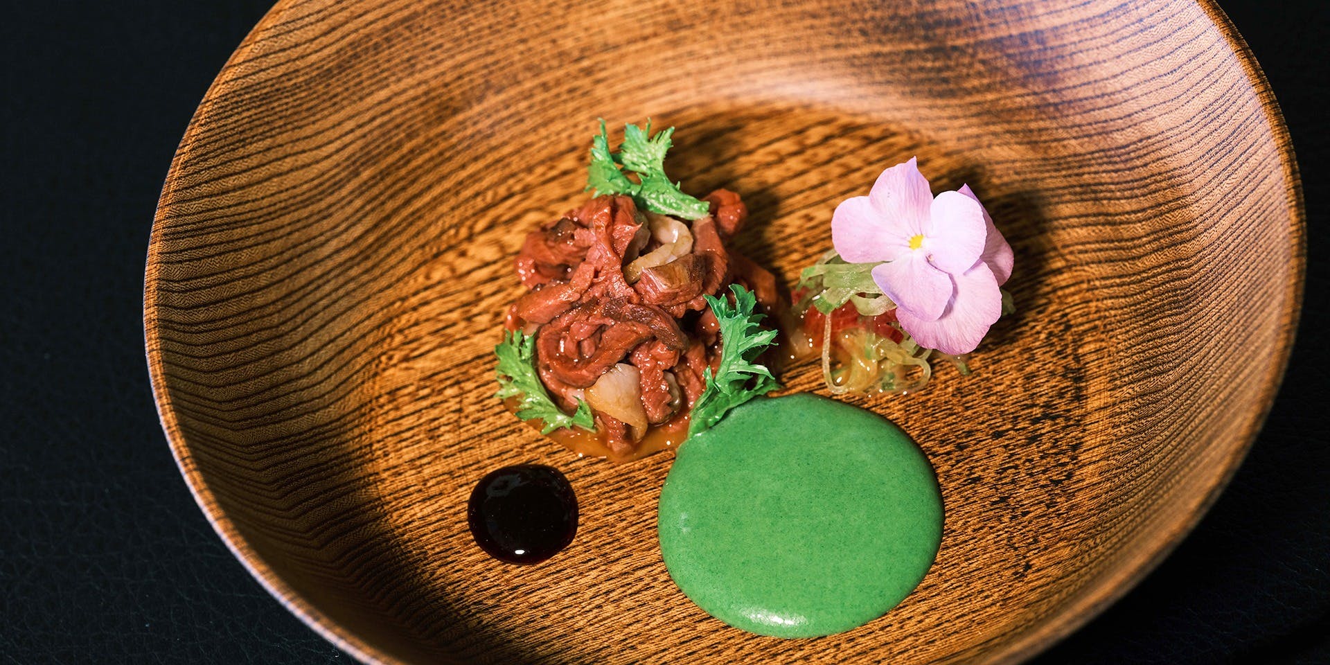 s.r-trois（エスエールトロワ）