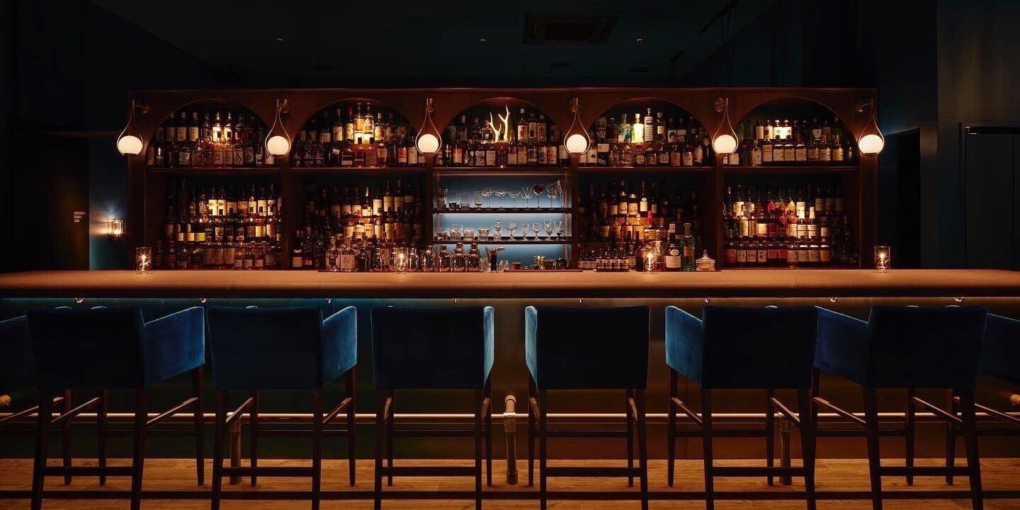 ESCAPE（エスケープ）