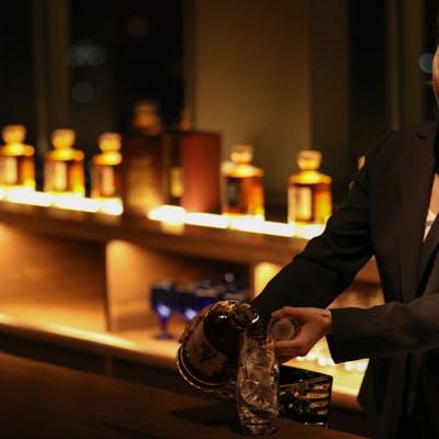 秘密のBarでウイスキーを