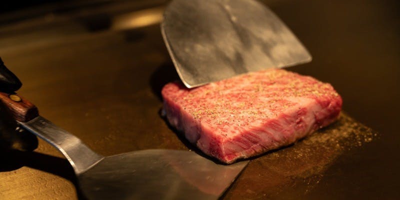 Christmas Dinner 2025【期間：2025/12/01～12/26】※1日10食限定極上黒毛和牛シャトーブリアン