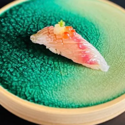 素材の良さを引き立てた極上の一貫を