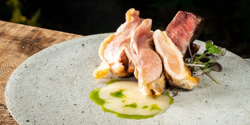 【Xmas2025】乾杯シャンパン付ジビエ・フォアグラ・鮑/8品クリスマス特別コース＋ソムリエセレクト飲み放題