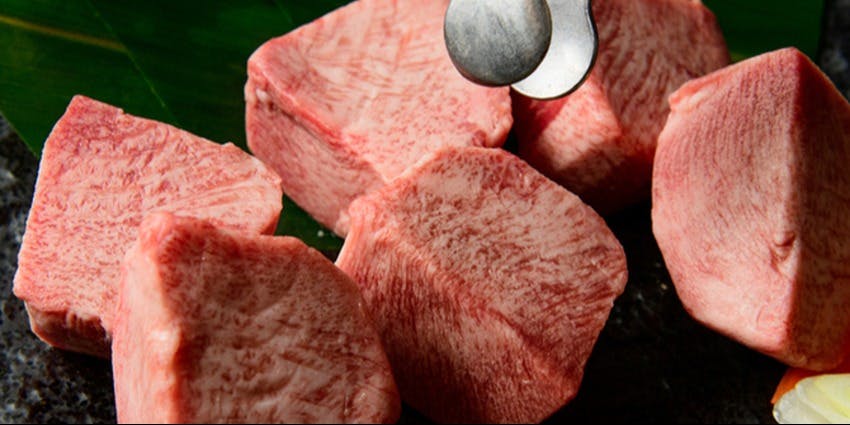 神戸牛焼肉 萬貫（マンカン）