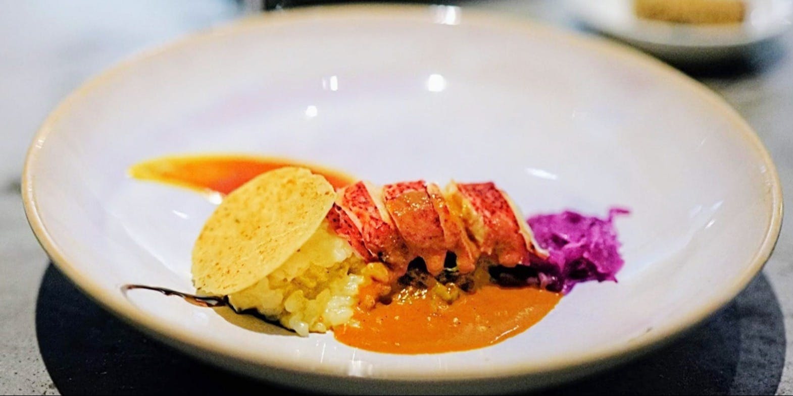 French Restaurant ensia（フレンチ レストラン エンシア）