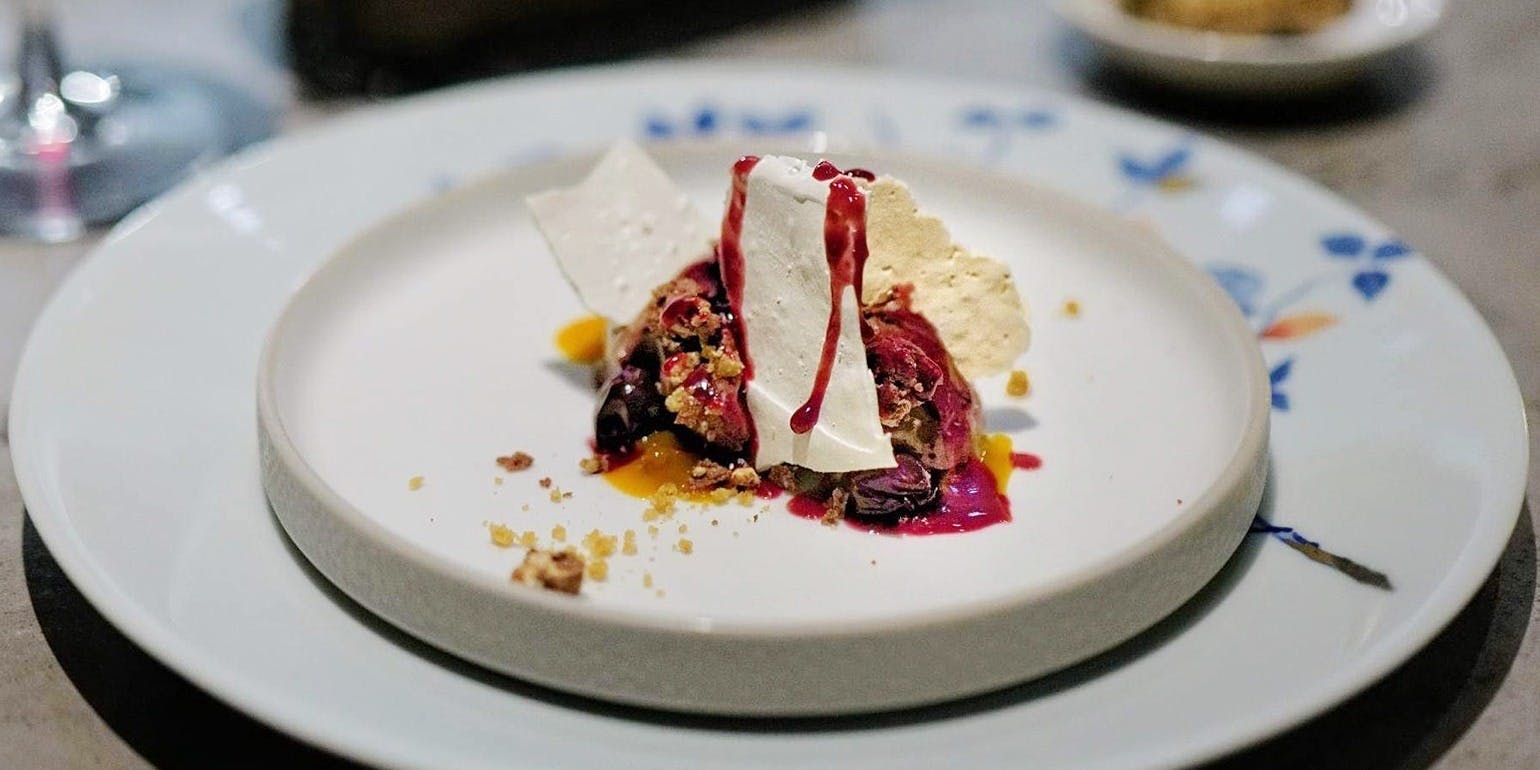 French Restaurant ensia（フレンチ レストラン エンシア）