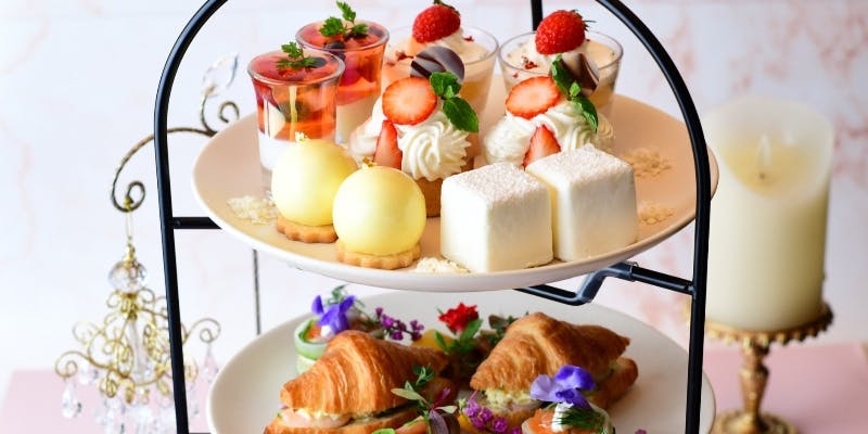 【期間限定11/13～1/12】Winter Afternoon Tea セット　”white”×”Strawberry”（1日8セット限定）