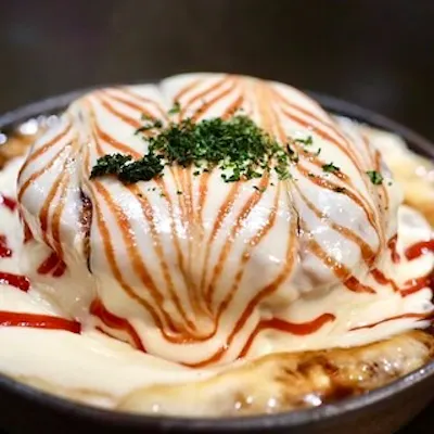 個性豊かな一品や、季節の鉄板料理の数々をご堪能あれ