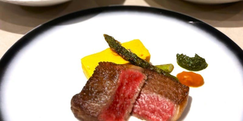 【Corso di Kobe Beef】アミューズ、前菜4皿、パスタ、メイン、デザート2皿全9品（2名様以上3日前迄予約）